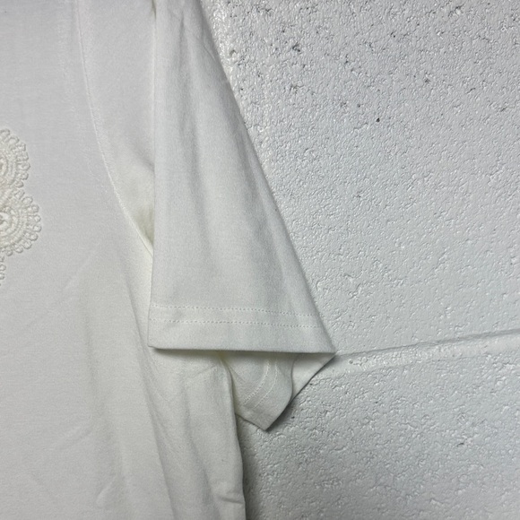 Laurie Felt Off White Lace Accent Short Sleeve Tee - Picture 8 of 10